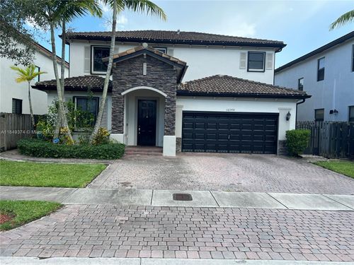 16548 Sw 43rd Ln, Miami, FL, 33185-3899 | Card Image