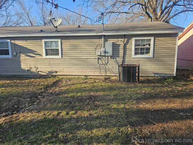 nice cleaned back yard | Image 14