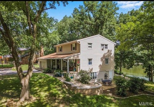 12 Del Mar Ct, Taylorville, IL, 62568-8925 | Card Image
