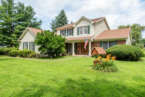 2102 W Hunters Ln, Spring Grove, IL, 60081-8812 | Card Image