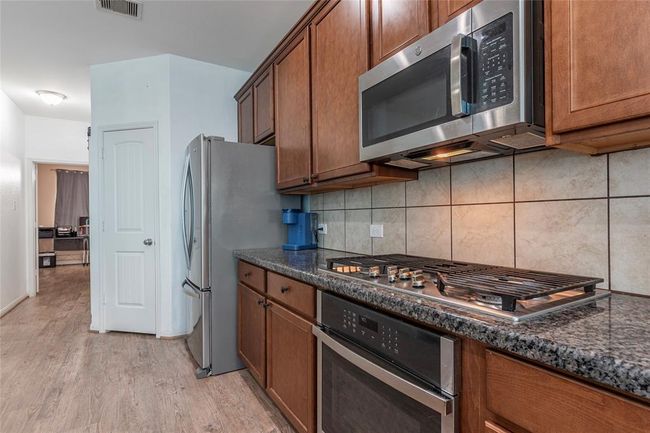 1834 Alyssa Way, House other with 4 bedrooms, 4 bathrooms and 2 parking in Alvin TX | Image 8