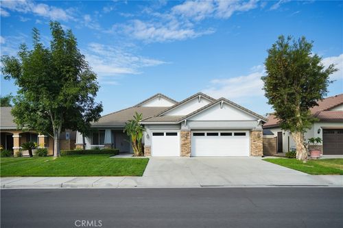 13647 Woodlands St, Eastvale, CA, 92880-0773 | Card Image