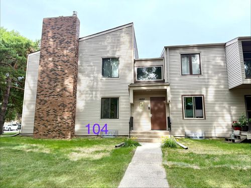104-1402 5th St N, Fargo, ND, 58102-2761 | Card Image