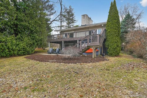 640 Sunset, White Lake, MI, 48383-2865 | Card Image