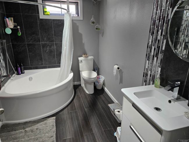 2117 E D St, House other with 4 bedrooms, 2 bathrooms and null parking in Torrington WY | Image 20