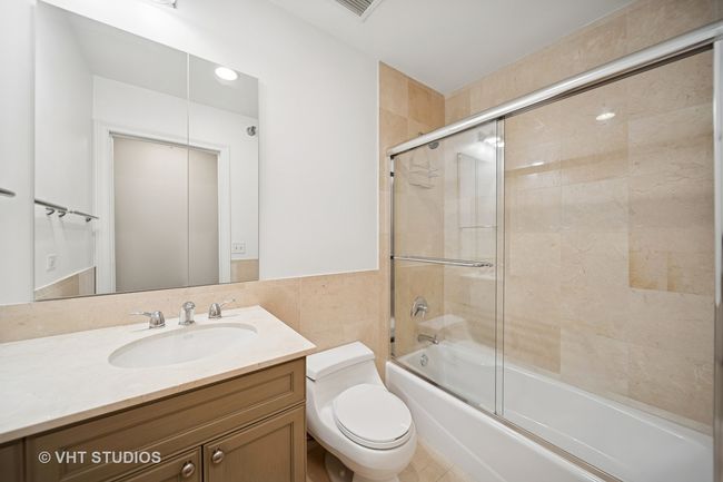 APT-2601 - 55 E Erie St, Condo with 2 bedrooms, 2 bathrooms and 1 parking in Chicago IL | Image 12