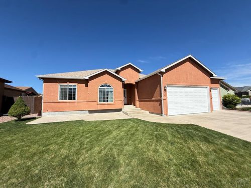 3313 Lions Pride Ln, Pueblo, CO, 81005 | Card Image
