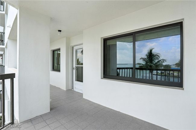 APT-226 - 4265 Bay Beach Ln, Condo with 2 bedrooms, 2 bathrooms and null parking in FORT MYERS BEACH FL | Image 6