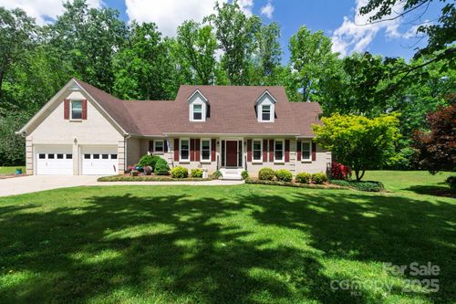 123 Gold Run Ct, Kings Mountain, NC, 28086-7757 | Card Image