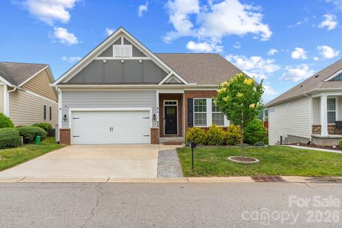 34 Rose Creek Rd, Leicester, NC, 28748-8828 | Card Image