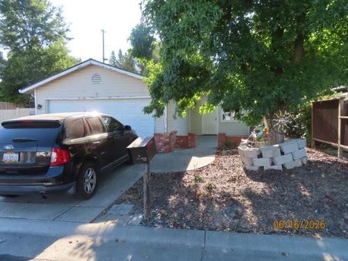8147 Briar Way, Granite Bay, CA, 95746-6002 | Card Image