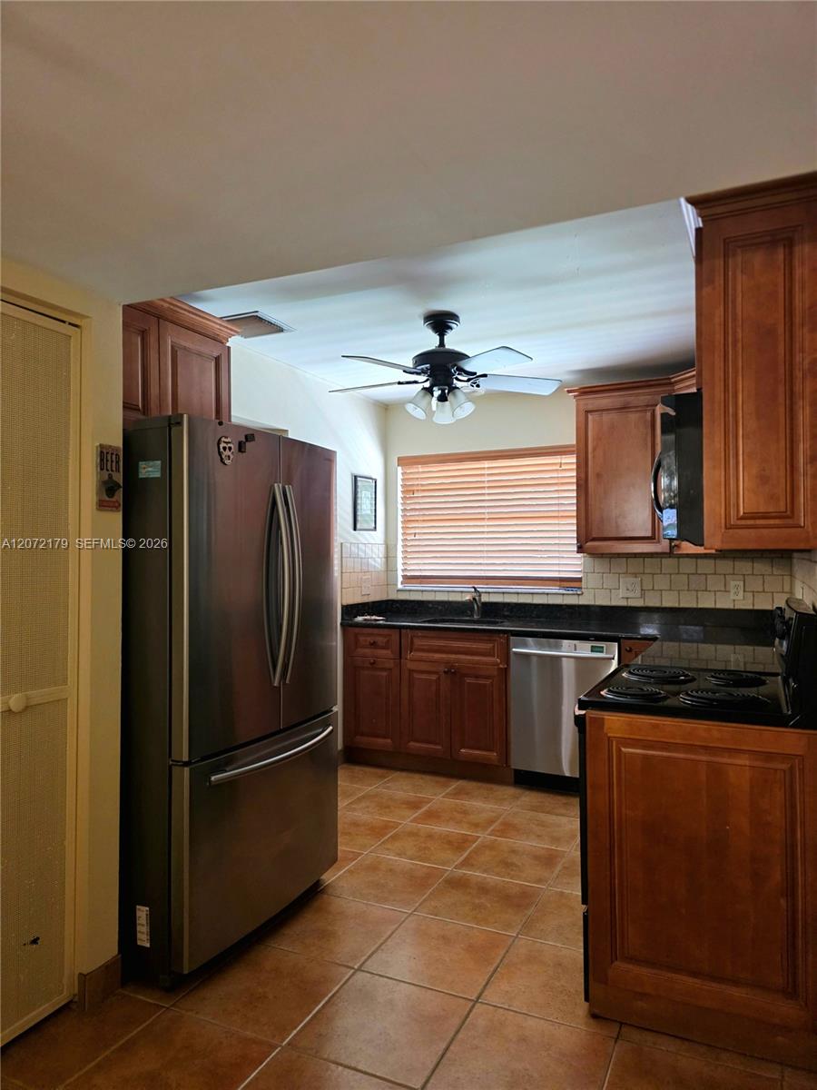 Residential in Lake Worth 4