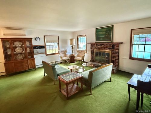 28 Hargrove Dr, Stony Brook, NY, 11790-2306 | Card Image