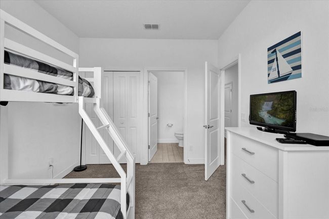 394 Captiva Dr, Townhouse with 4 bedrooms, 5 bathrooms and null parking in DAVENPORT FL | Image 21