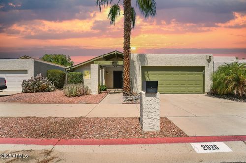2926 W Altadena Ave, Phoenix, AZ, 85029-4325 | Card Image