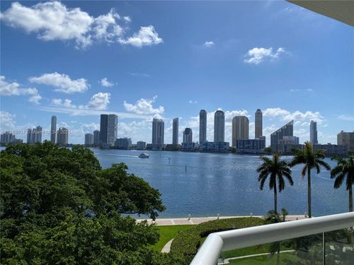 apt-505-2600 Island Blvd, Aventura, FL, 33160-5208 | Card Image