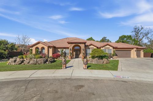10717 Goldsborough Circle, Oakdale, CA, 95361 | Card Image