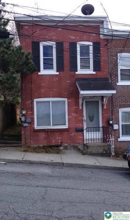 824 E 8th St, BETHLEHEM, PA, 18015-3630 | Card Image