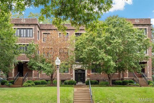 c-319 N Taylor Avenue, St Louis, MO, 63108 | Card Image