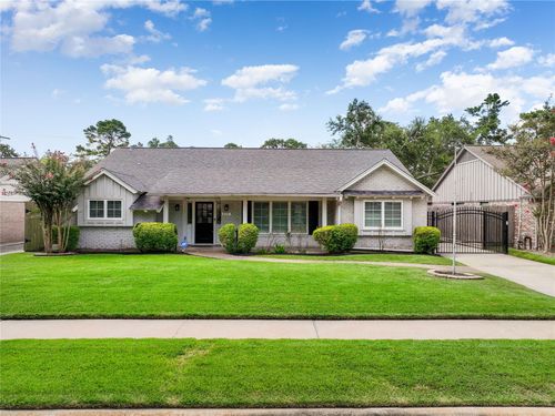 1075 Curtin St, Houston, TX, 77018-3220 | Card Image