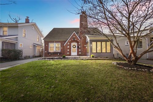 252 Aberdeen Ave, Oakwood, OH, 45419-3201 | Card Image