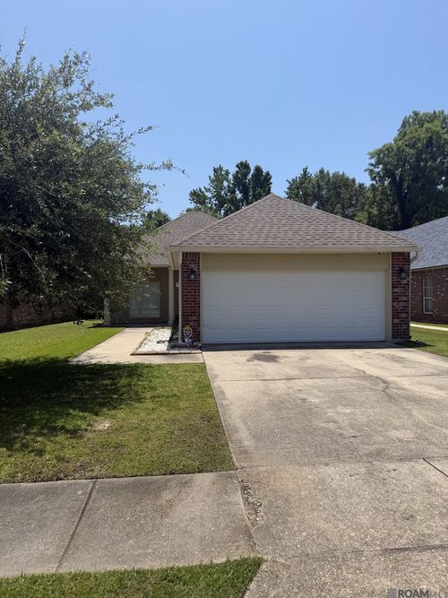 3811 Southpass Ave, Baton Rouge, LA, 70820-4261 | Card Image