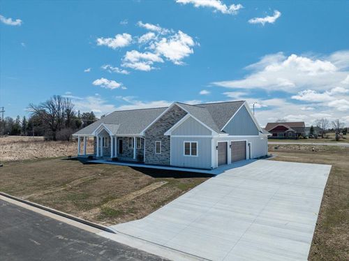 118105 Betty Drive, STRATFORD, WI, 54484 | Card Image