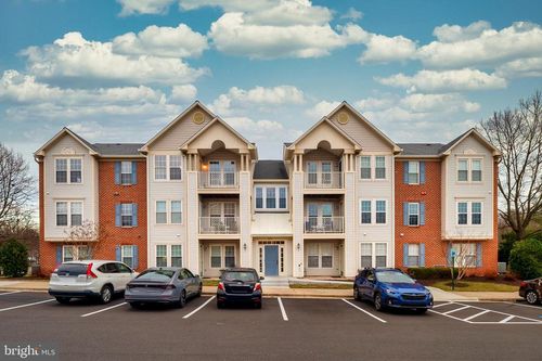 unit-301-691 Winding Stream Way, ODENTON, MD, 21113-4526 | Card Image