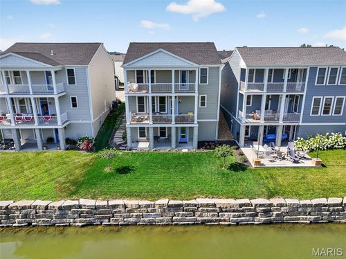 210 Suntan Pl, Saint Charles, MO, 63301-8486 | Card Image