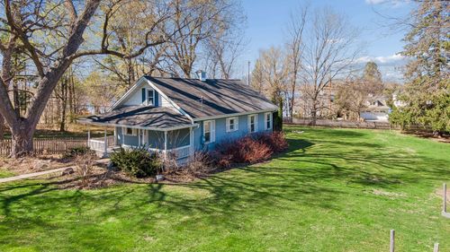 3142 Brooks Ln, Wayzata, MN, 55391-9709 | Card Image