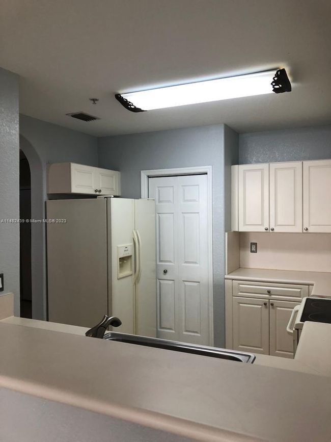 APT-1 - 8111 W 36 Th Ave, Townhouse with 2 bedrooms, 3 bathrooms and null parking in Hialeah FL | Image 8