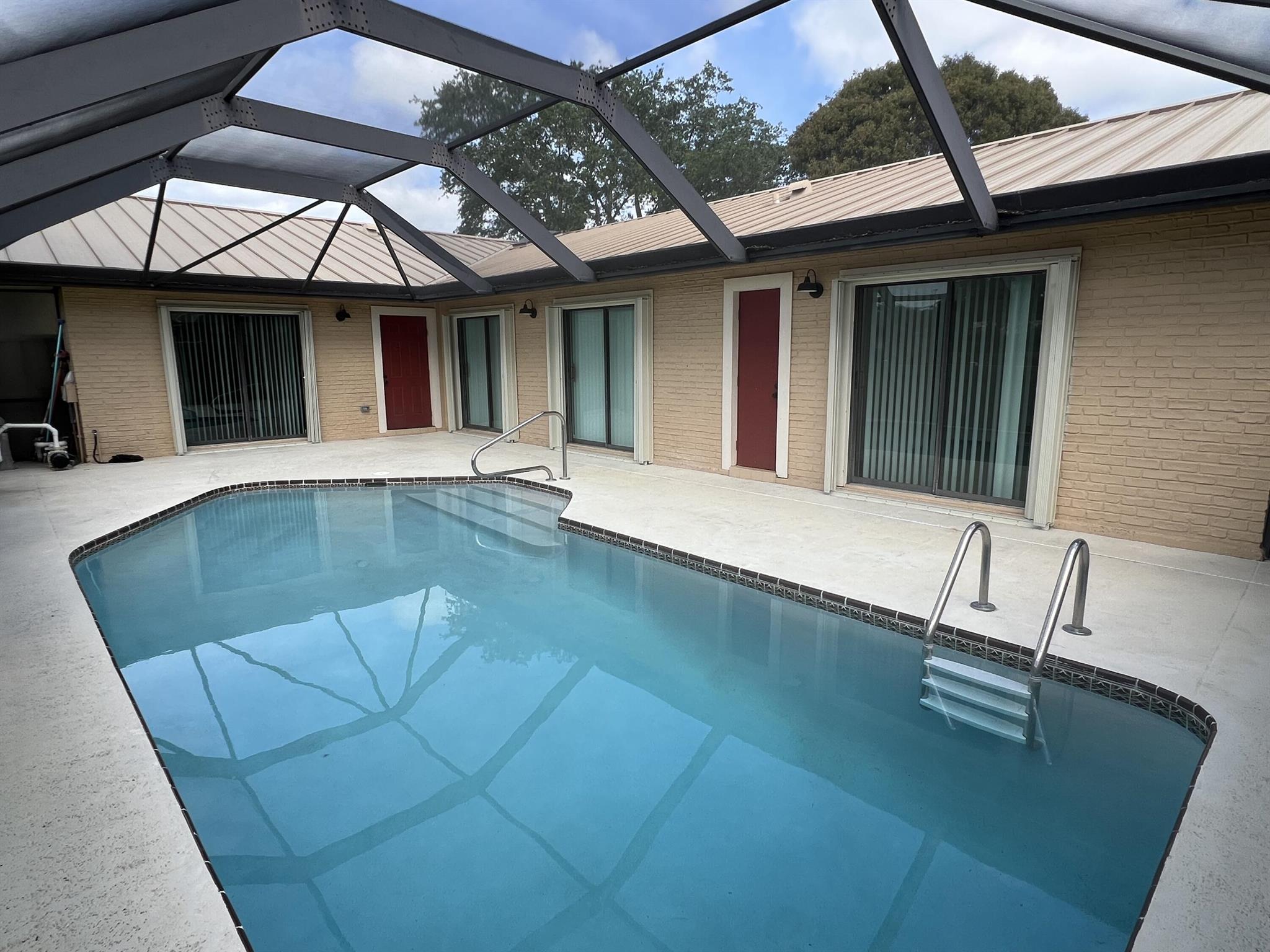 Golden Eagle Cir, Palm Beach Gardens, FL 33418