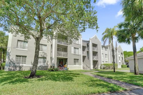 306-631 Sw 111th Ln, Pembroke Pines, FL, 33025-7018 | Card Image