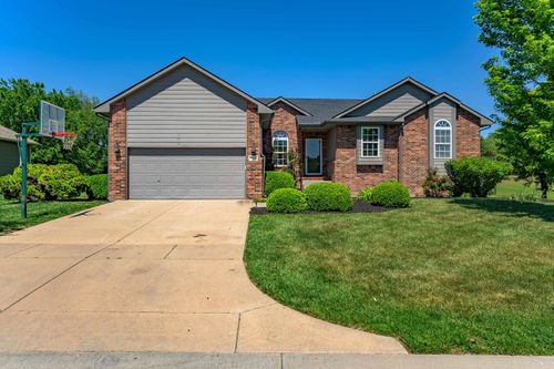 830 N Bracken Cir, Wichita, KS, 67206 | Card Image