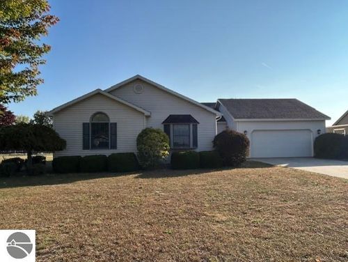 2899 E Midshipman Dr, Au Gres, MI, 48703-9209 | Card Image