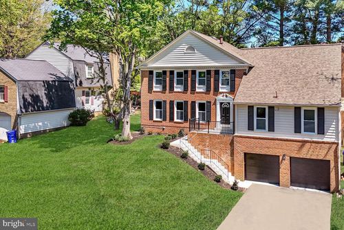 9933 Dellcastle Rd, GAITHERSBURG, MD, 20886-1322 | Card Image