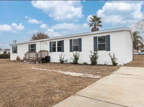 13877 County Road 109f, LADY LAKE, FL, 32159-8842 | Card Image