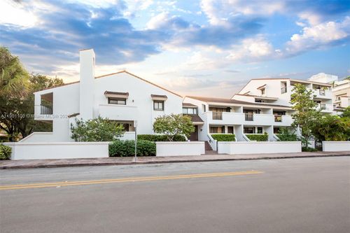 ph2-2600 Cardena St, Coral Gables, FL, 33134-5601 | Card Image
