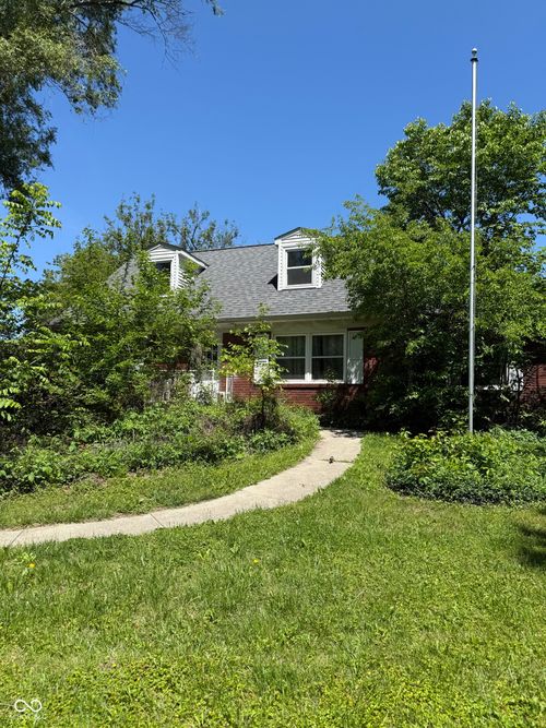 3526 E 50th St, Indianapolis, IN, 46205-1633 | Card Image