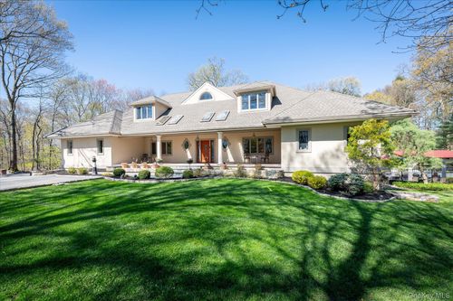 85 Orchard Hill Rd, Carmel, NY, 10512-4011 | Card Image