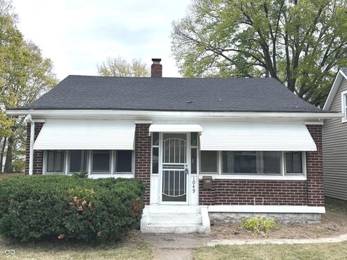 1049 Sheffield Ave, Indianapolis, IN, 46221-1005 | Card Image
