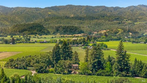 999 Mee Lane, St. Helena, CA, 94574 | Card Image