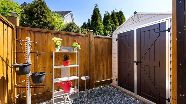 View of shed with fence | Image 33