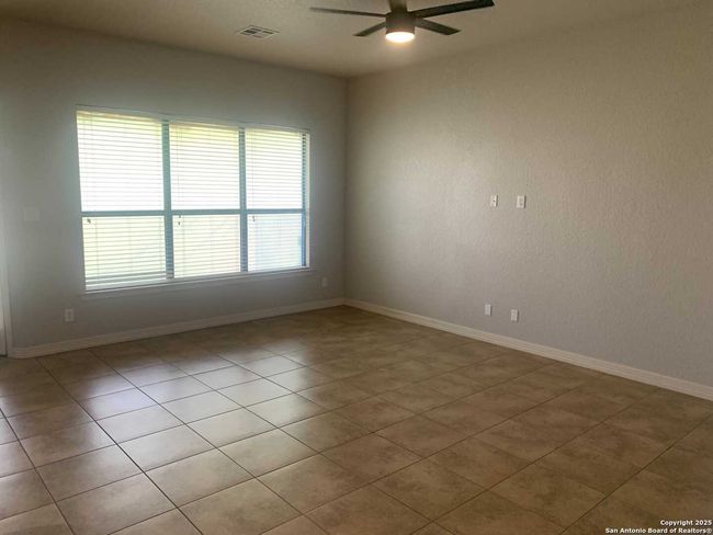 594 Carriage House, House other with 4 bedrooms, 2 bathrooms and null parking in Spring Branch TX | Image 14