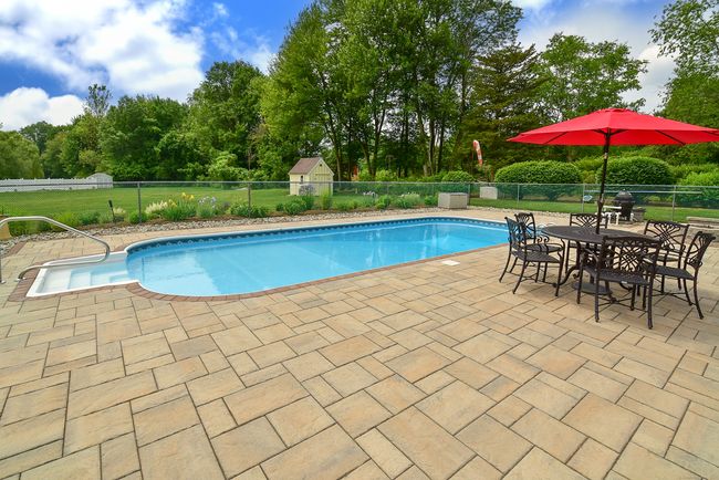 29 Michael Ln, House other with 4 bedrooms, 3 bathrooms and null parking in Suffield CT | Image 38