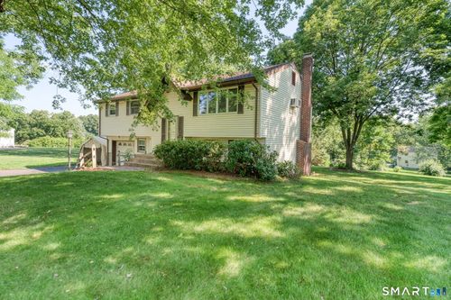 6 Blueberry Cir, Ellington, CT, 06029-2502 | Card Image