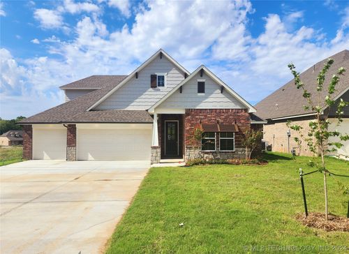 2053 E 130th Street Se, Jenks, OK, 74037 | Card Image