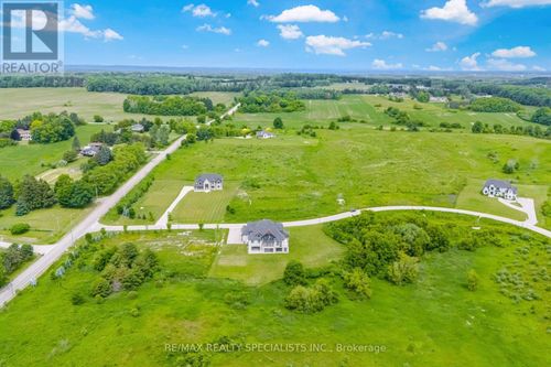 74 Ferrara Drive, Caledon (Palgrave), ON, L7E4L5 | Card Image