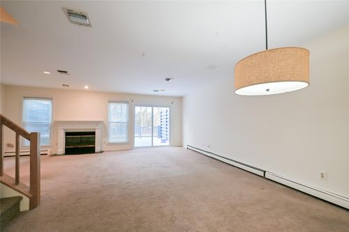 12 Cornwallis Ct, Coram, NY, 11727-1650 | Card Image