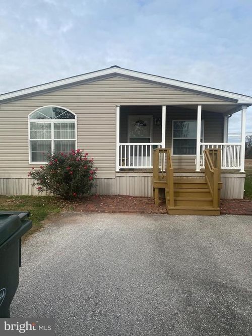 64 Sherill Dr, NEW OXFORD, PA, 17350-9412 | Card Image